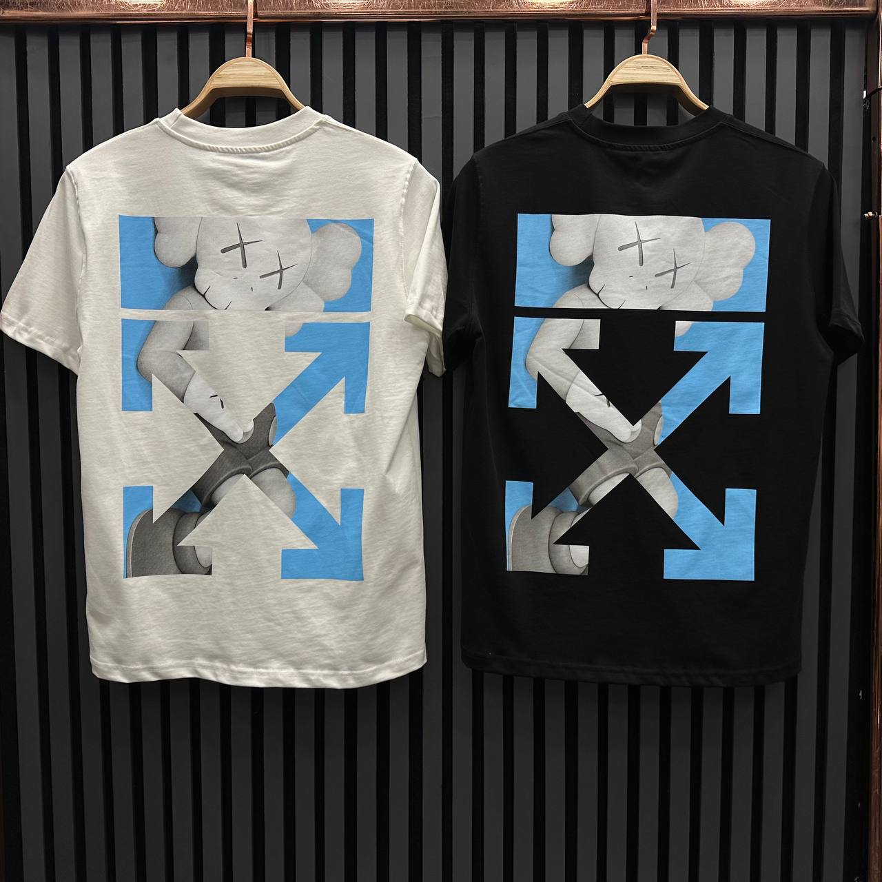 Off - White Κοντομάνικο T-Shirt σε λευκό χρώμα - 1003
