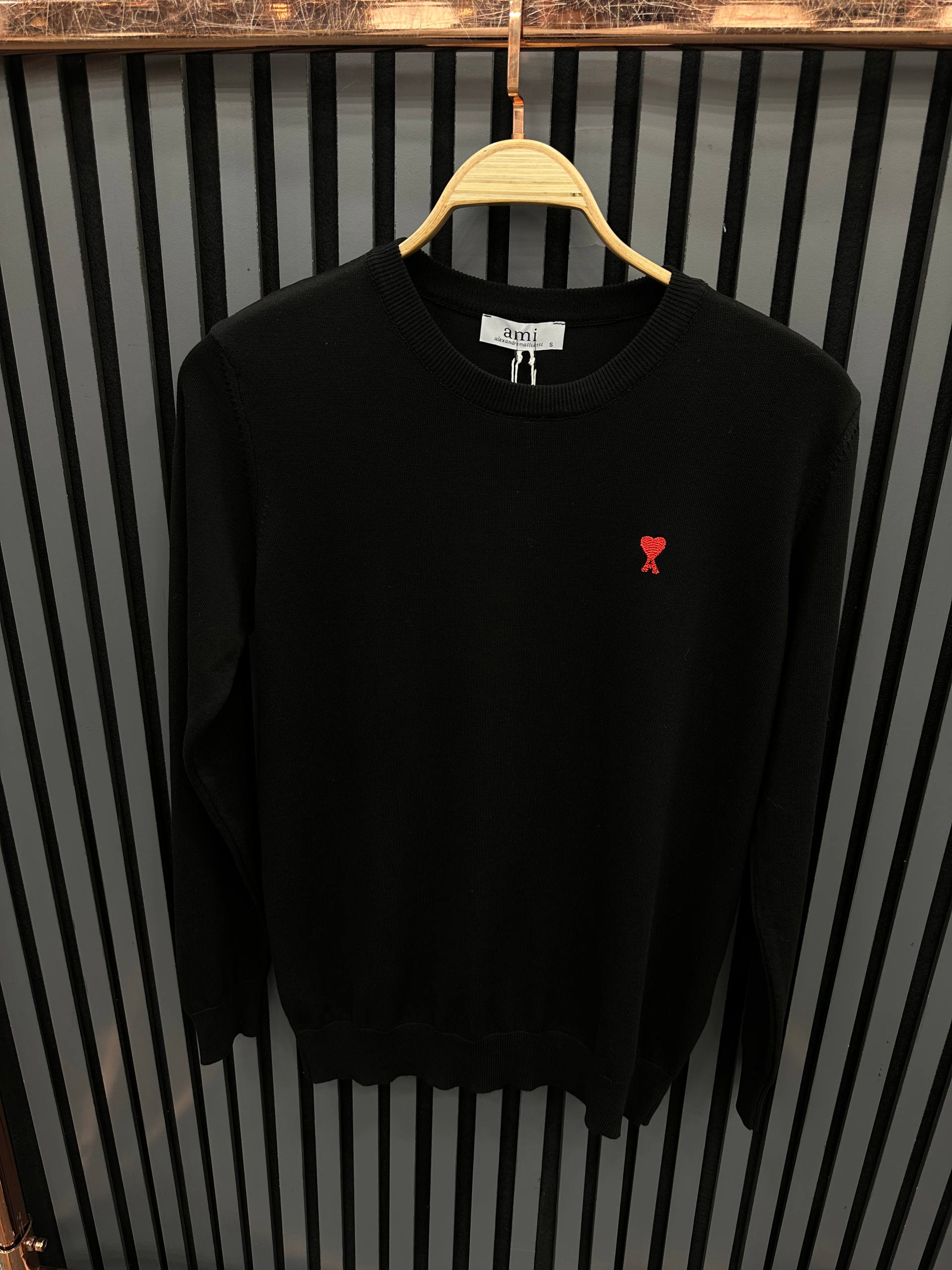 Ami Μακρυμάνικη - 2001